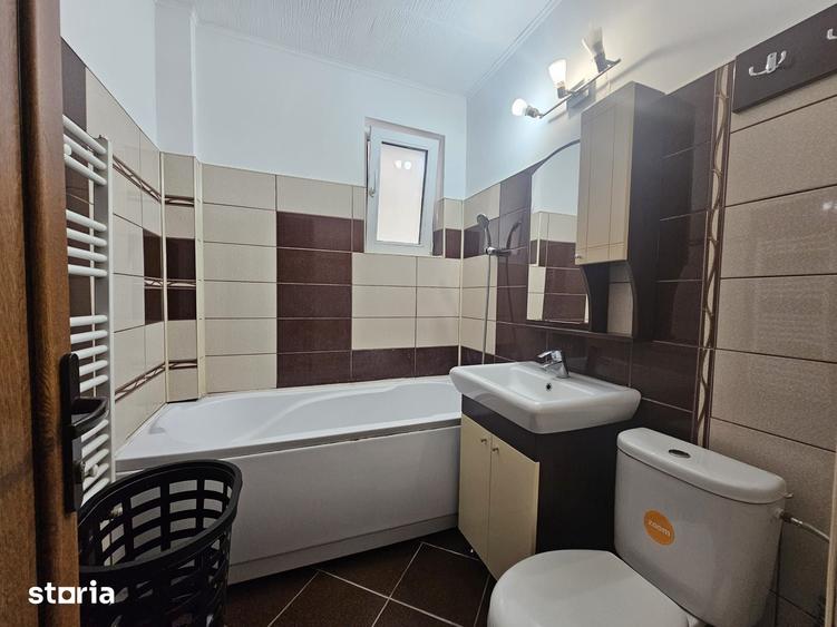 Apartament cu 2 camere semidecomandat în Podu Roș
