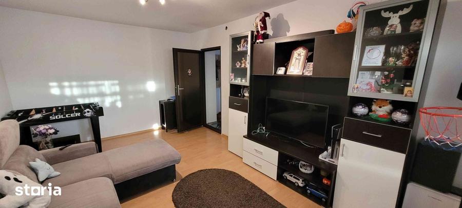Apartament cu 2 camere în Republicii