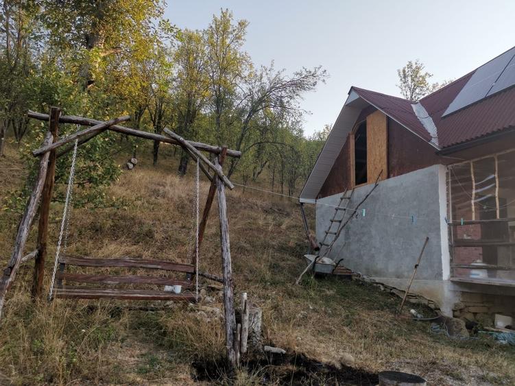 Casă cu 2 camere în Central