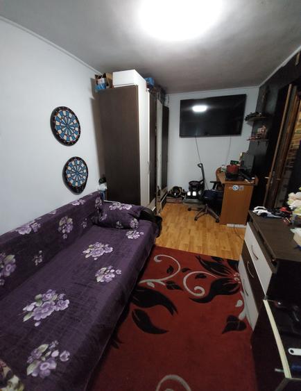 Vand apartament Str.Crizantemelor sector 5 - 4