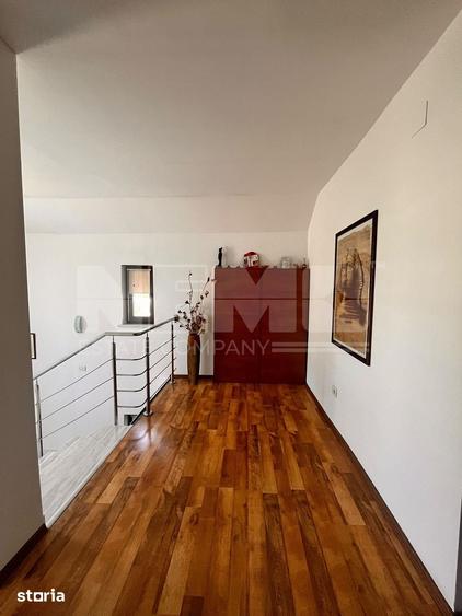 Casă cu 4 camere cu Teren 2400 Mp în Volovăț