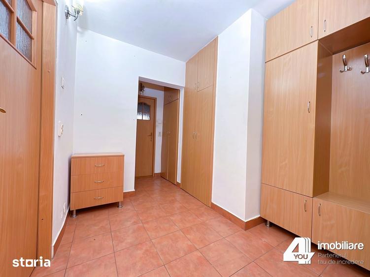 Apartament cu 2 camere decomandat în Confecții