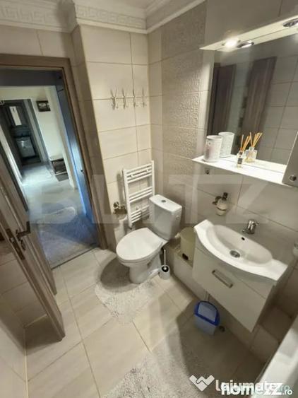 Apartament cu 4 camere decomandat în Central