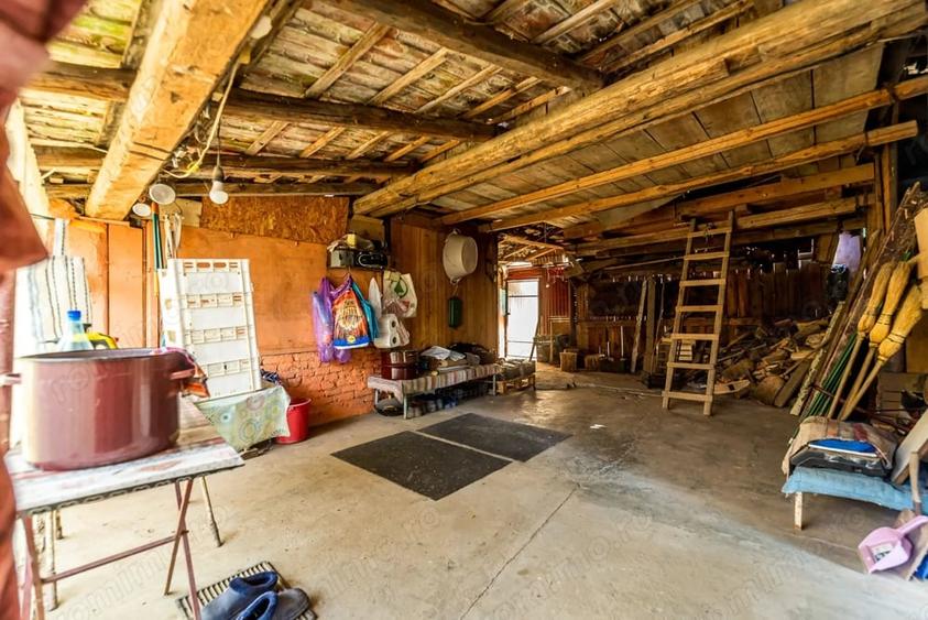 Casă cu 3 camere cu Teren 330 Mp în Central