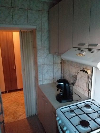 Apartament cu 3 camere semidecomandat în Alexandru cel Bun