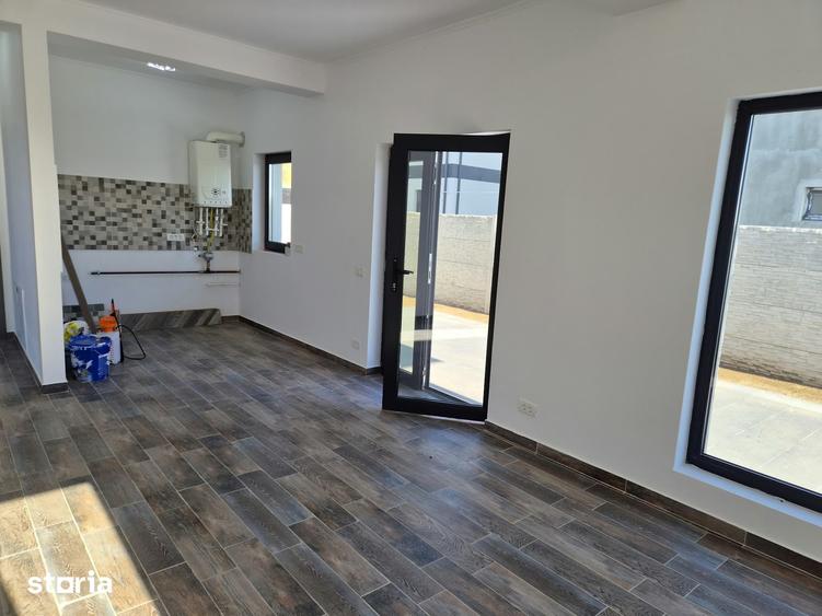 Casă cu 4 camere cu Teren 318 Mp în Central