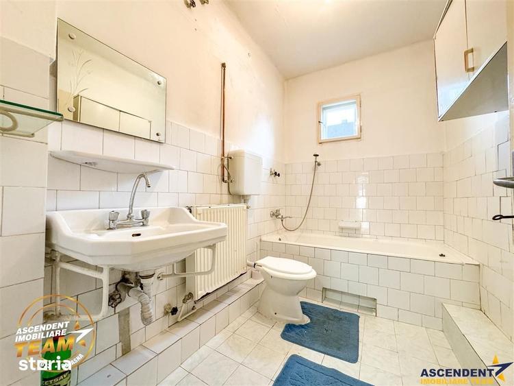 Casă cu 2 camere cu Teren 3315 Mp în Boroșneu Mare