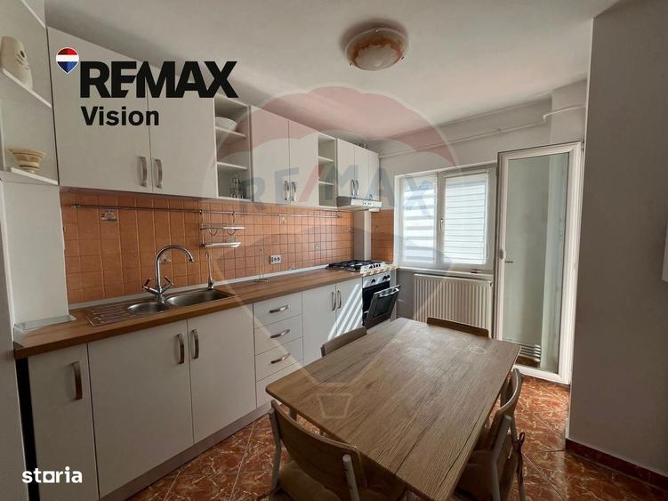 Apartament cu 2 camere decomandat în Calea București