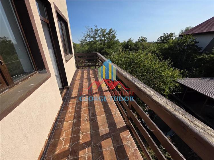 Casă individuală cu 6 camere cu Teren 377 Mp în Buturugeni