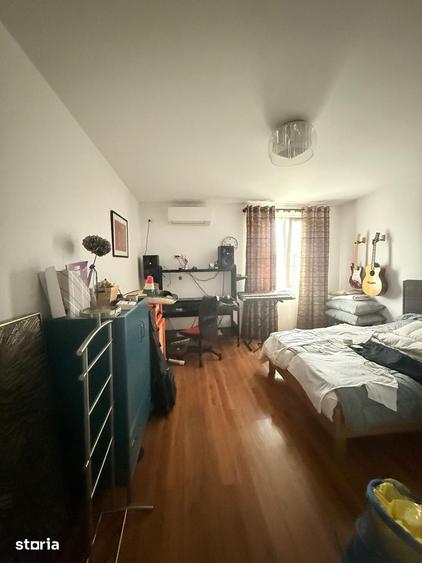 Casă cu 4 camere cu Teren 410 Mp în Central