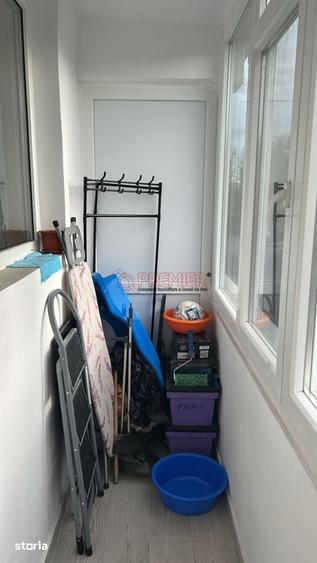 Apartament cu 3 camere decomandat în Berceni