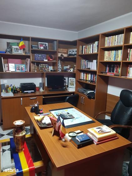 Casă cu 7 camere cu Teren 580 Mp în Banat