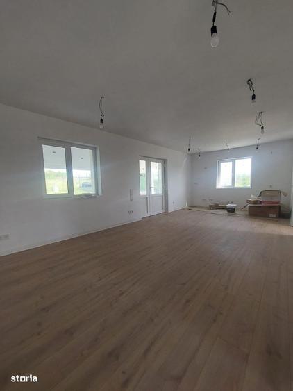 Casă cu 3 camere cu Teren 500 Mp în Ciurea