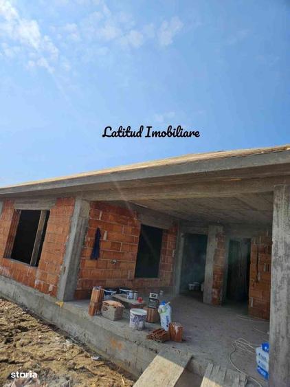 Casă cu 3 camere cu Teren 400 Mp în Trivale