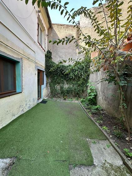 Apartament cu 2 camere semidecomandat în Centrul Istoric