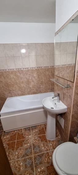 Apartament cu 2 camere decomandat în Drumul Carului