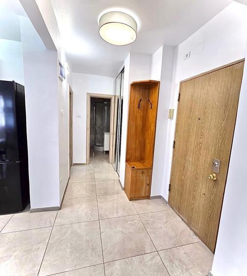 Apartament cu 2 camere decomandat în Centrul Civic