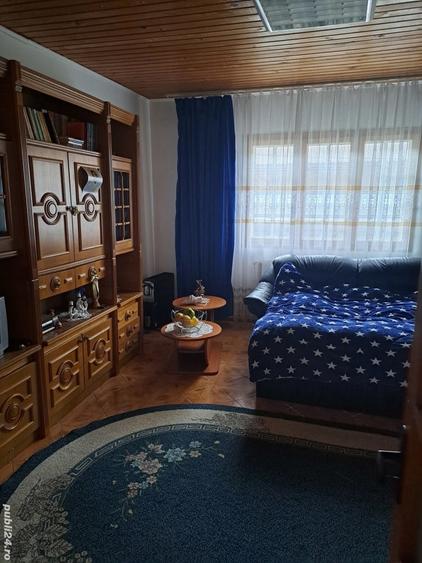 Casă cu 5 camere cu Teren 600 Mp în Central