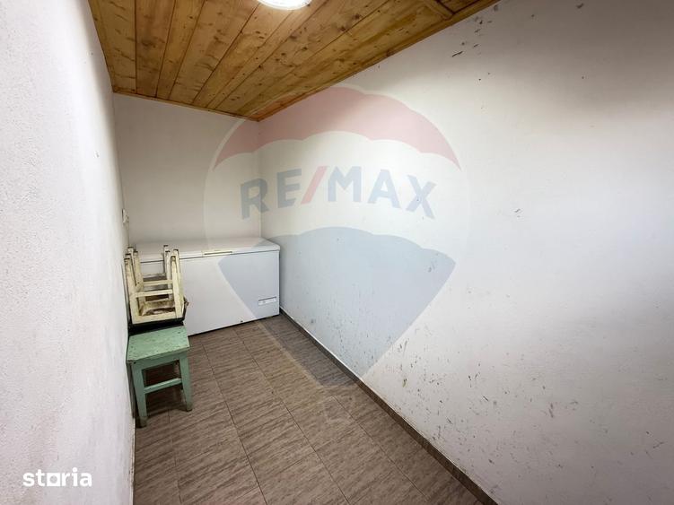 Casă cu 4 camere cu Teren 600 Mp în Central
