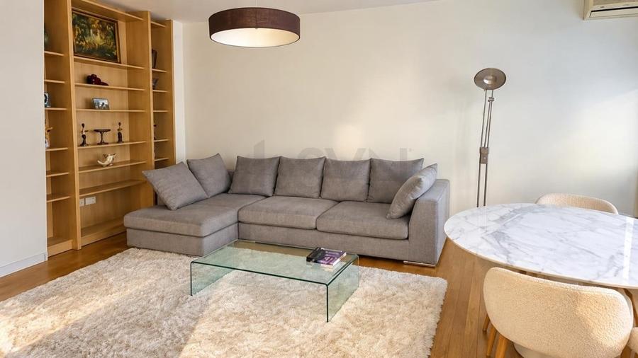 Apartament cu 3 camere decomandat în Primăverii