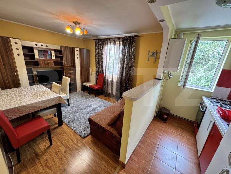Apartament cu 2 camere decomandat, mobilat în Nord