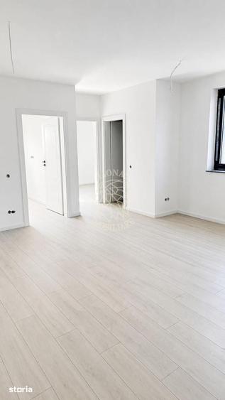 Apartament cu 3 camere în Central — fotografia 3