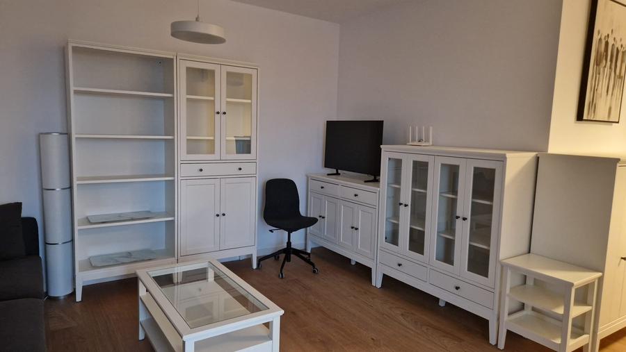 Apartament cu 2 camere în Barbu Văcărescu