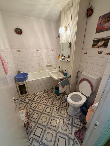 Apartament cu 2 camere decomandat în Exterior Vest