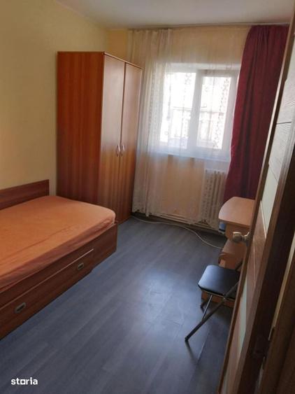 Apartament cu 3 camere în Alexandru cel Bun