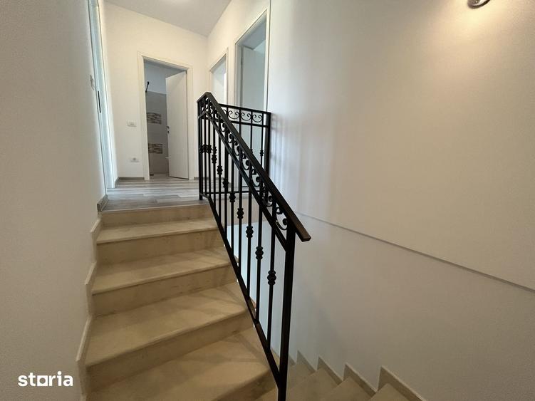 Casă cu 4 camere cu Teren 200 Mp în Dumbrăvița