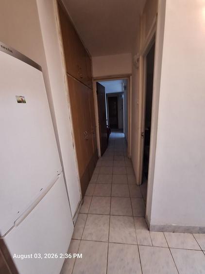 Apartament cu 3 camere decomandat în Rahova