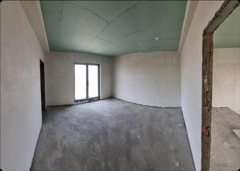 Casă cu Teren 404 Mp în Joița