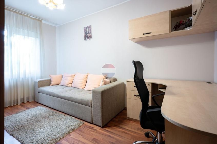 De închiriat apartament cu 3 camere și 2 parcări în Astra - 6