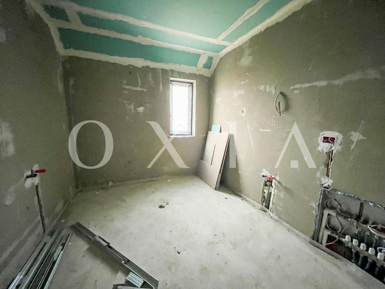 Duplex cu 4 camere cu Canalizare în Moșnița Veche