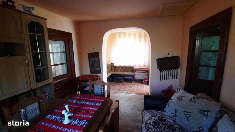 Vand proprietate in sat Bratesti, com. Sirna, jud. Prahova - 4