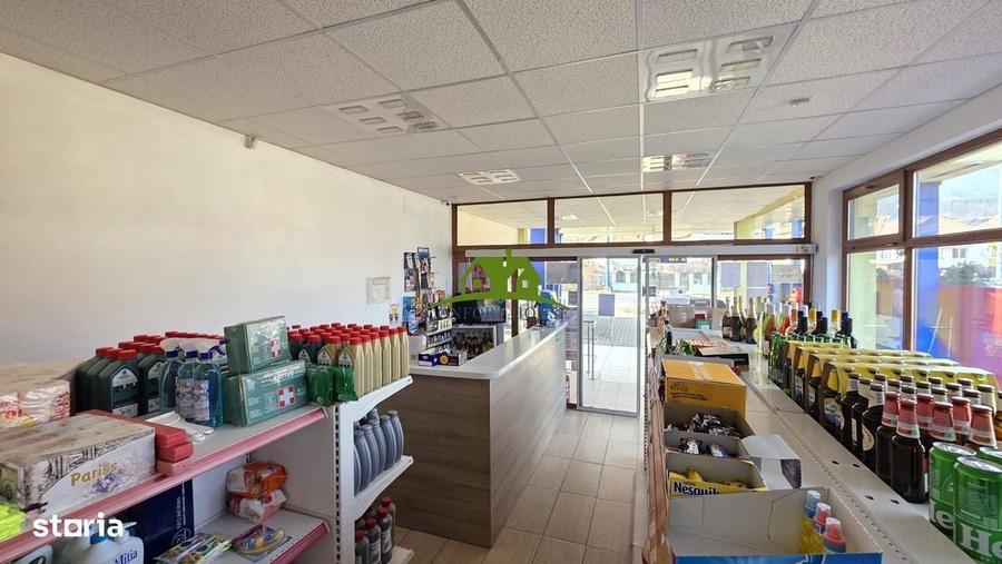 Spațiu comercial, de 120 mp, în Central