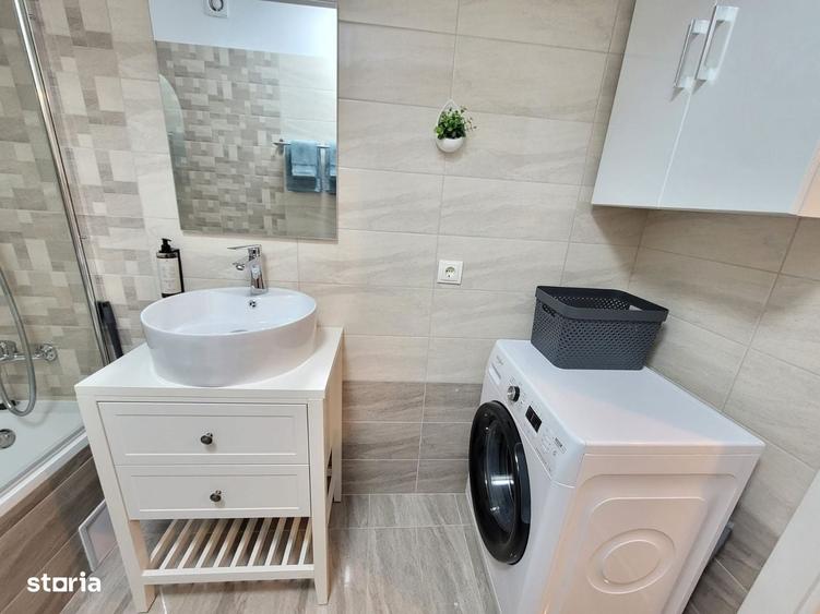 Apartament cu 2 camere semidecomandat în Central
