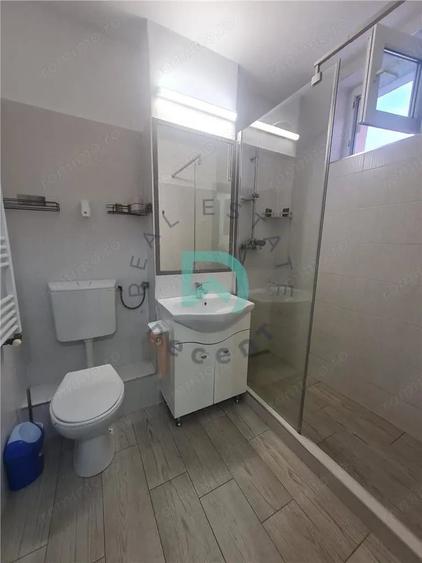 Apartament cu 2 camere semidecomandat în Vlahuță