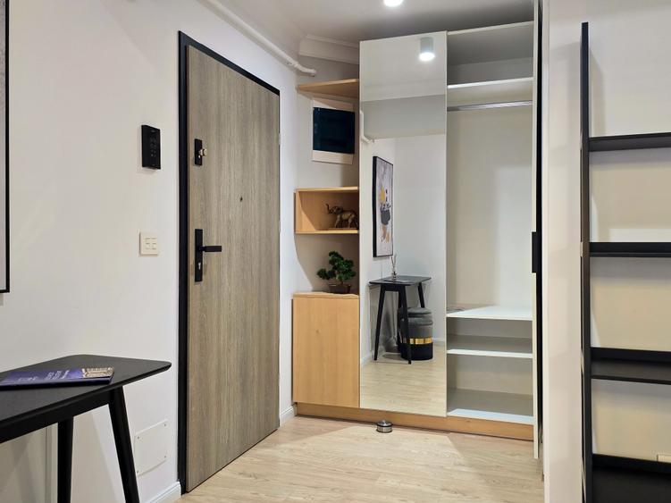 Apartament cu 3 camere decomandat în Galata
