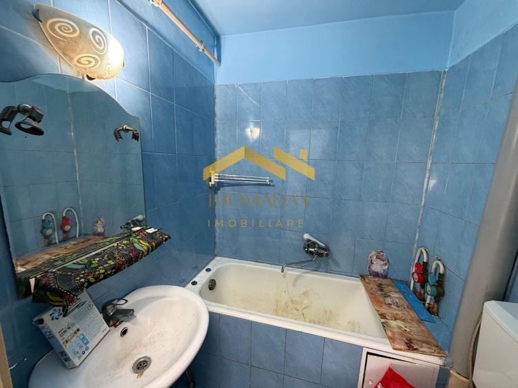 Apartament cu 2 camere semidecomandat în Șagului