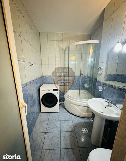 Apartament cu 3 camere decomandat, mobilat în Faleza Nord