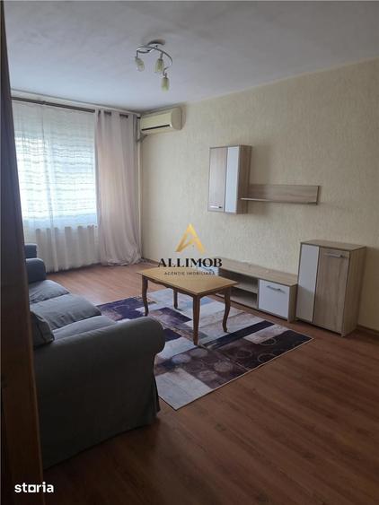 Apartament cu 3 camere în Cantacuzino