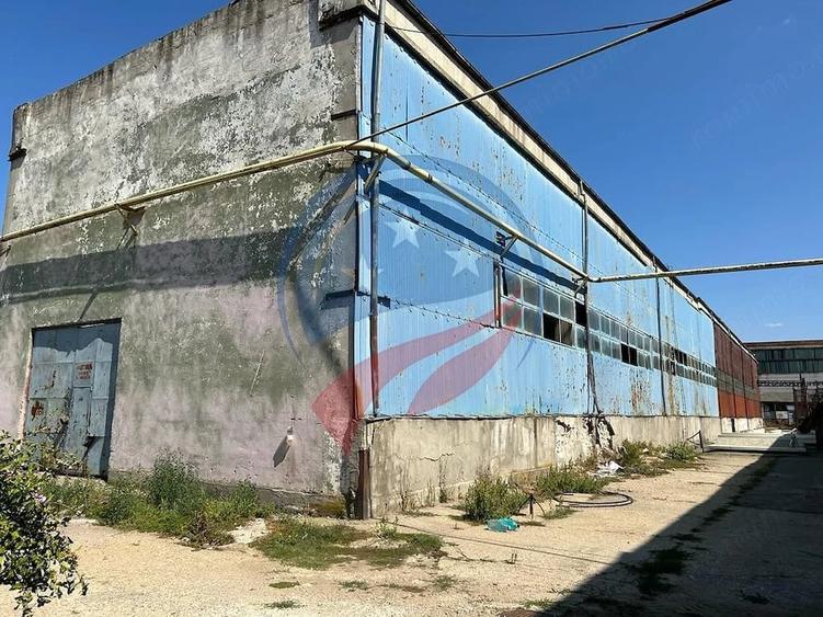 Spațiu comercial, de 1,210 mp, în Nord