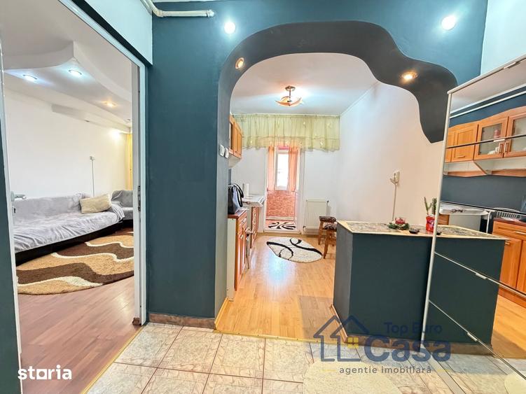 Apartament cu 2 camere decomandat în Central