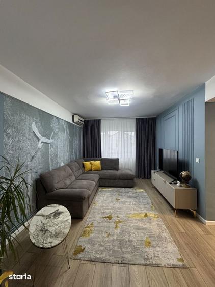 Apartament cu 2 camere semidecomandat, mobilat în Ultracentral