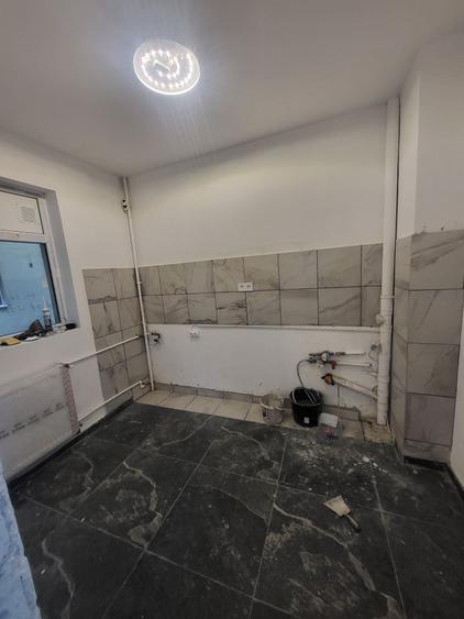 Apartament cu 3 camere decomandat în Prelungirea Ghencea