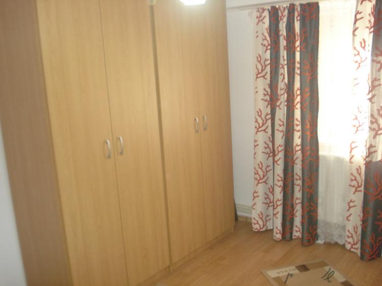 Apartament cu 2 camere decomandat în Dacia