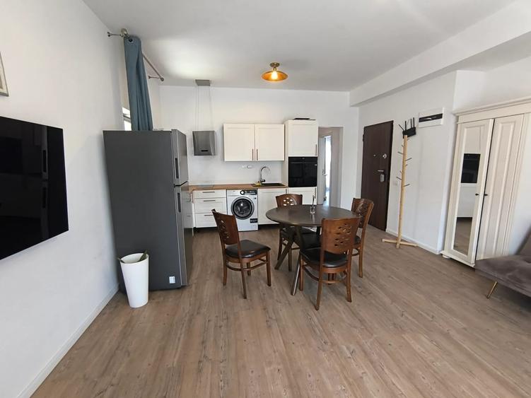 Apartament cu 3 camere, mobilat în Kamsas