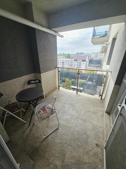Apartament cu 2 camere decomandat în Păcii