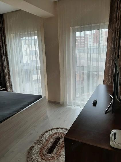 Apartament cu 2 camere decomandat în Energia